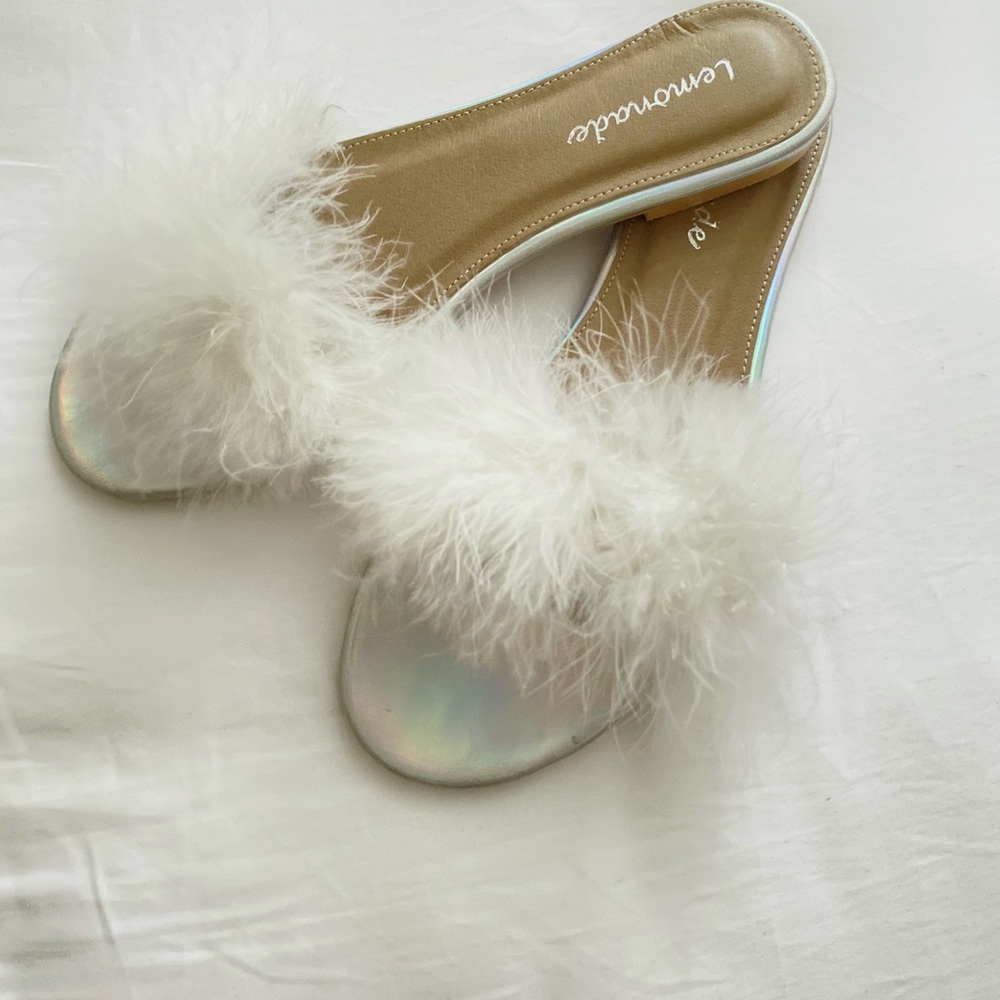 Women’s slippers